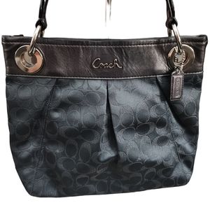 COACH SHOULDER BAG